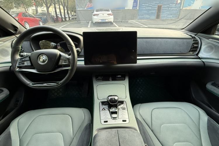 Used BYD Han 2022 EV 610 km All-Wheel-Drive Qianshan Cui Limited Edition
