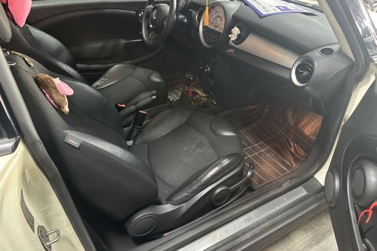 Used  MINI 2011 1.6L COOPER Fun
