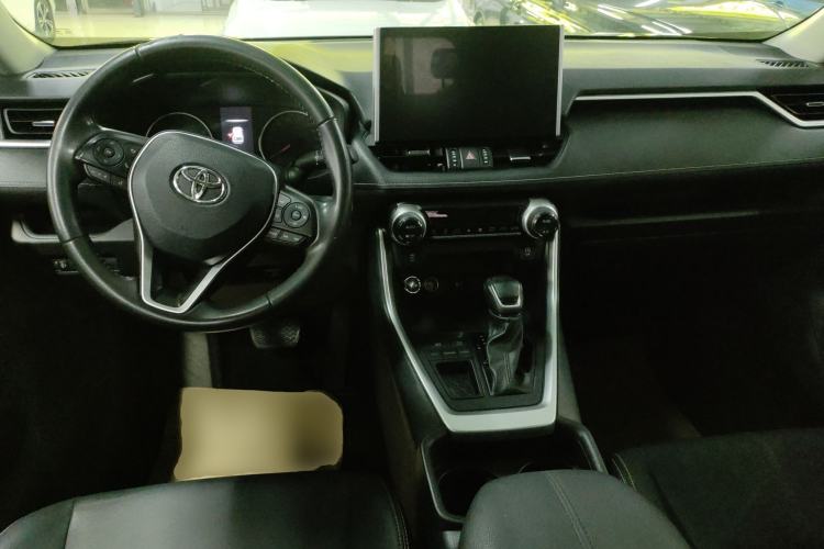 Used Toyota Wildlander 2022 2.0L CVT Two-Wheel Drive Luxury PLUS Edition
