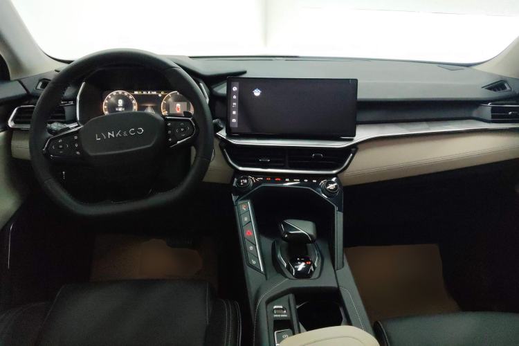 Used Lynk & Co 06 2023 Remix 1.5T Shero
