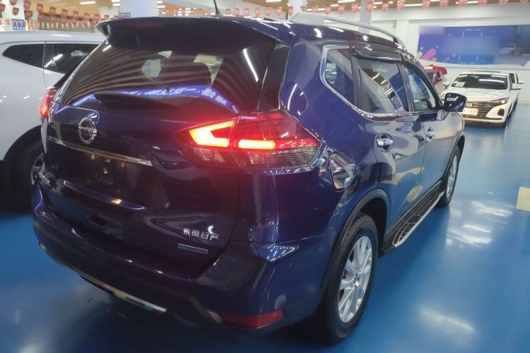 Used Nissan X-Trail 2019 2.0L CVT Smart Connect Comfort Edition 2WD
