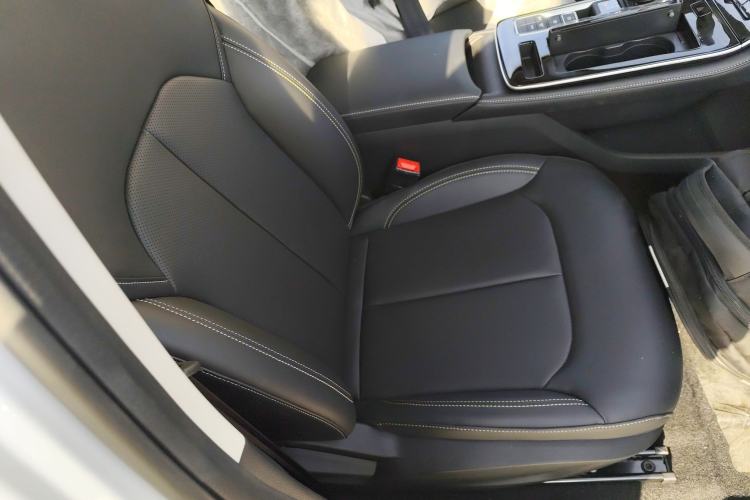 Used Roewe i6 MAX New Energy 2023 EV 420 Skyroof Special Edition
