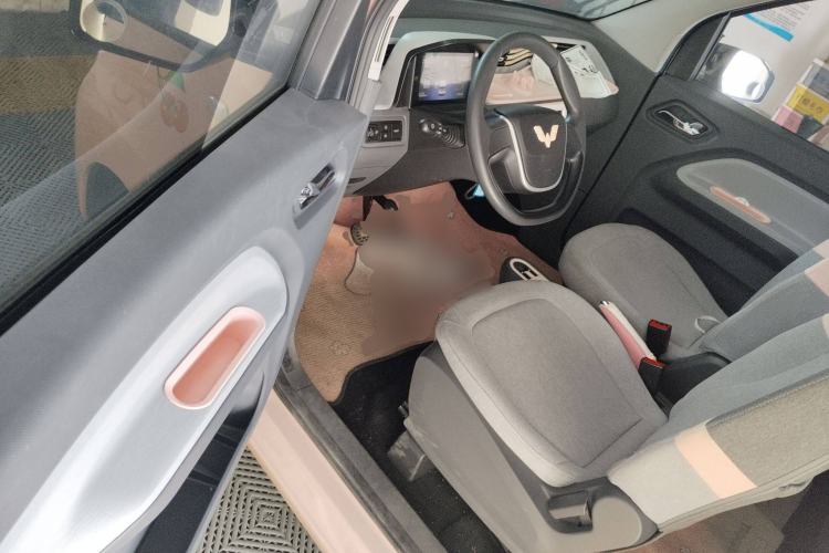 Used Wuling Hongguang MINIEV 2021 Macaron Premium Model – Lithium Iron Phosphate
