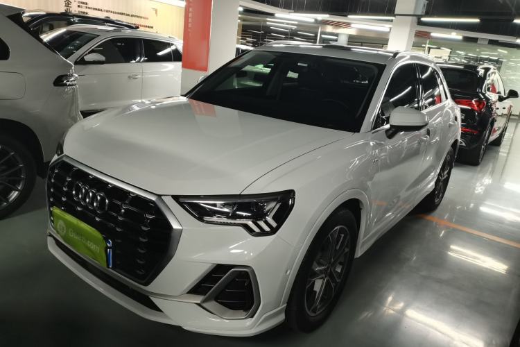 Used Audi Q3 2023 40 TFSI Fashion Dynamic Model