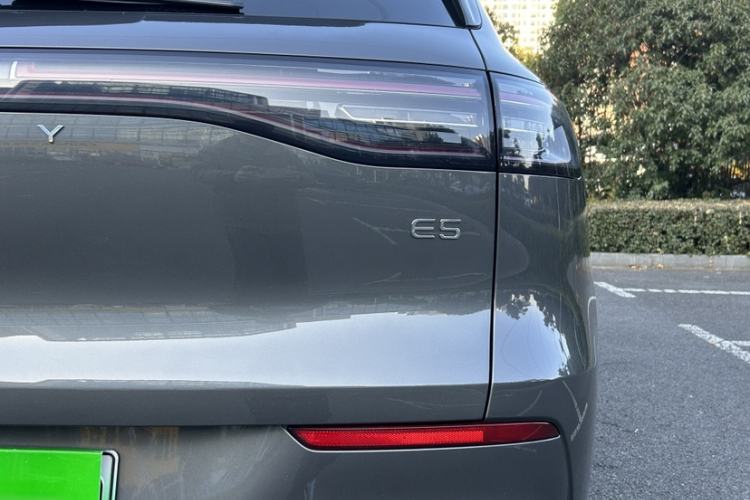 Used  E5 2024 530 km Exploration+ Version
