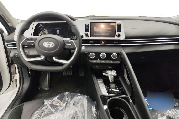 Used Hyundai Elantra 2023 1.5L CVT GLX Elite Edition
