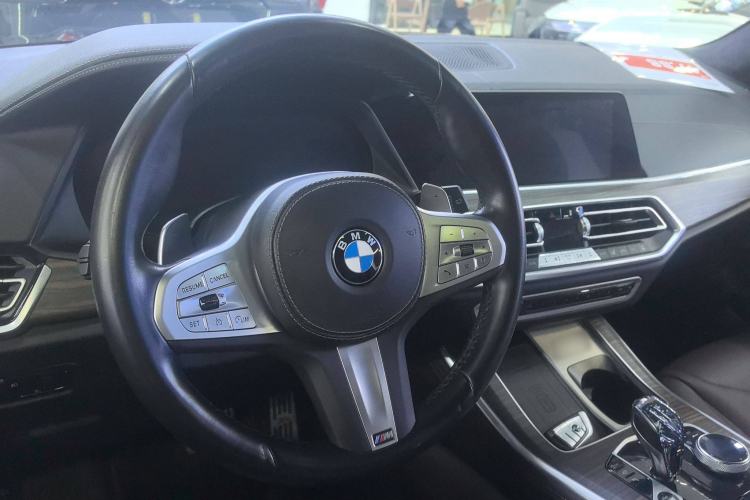 Used BMW X5 2022 Restyled xDrive 40Li M Sport Package
