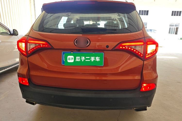 Used BYD Song 2017 Gaishe Upgrade Edition 1.5TID Automatic Elite Model
