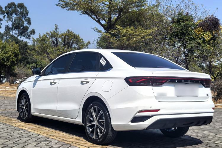 Used Geely Auto Emgrand 2023 4th Generation Champion Edition 1.5L CVT Prestige Model
