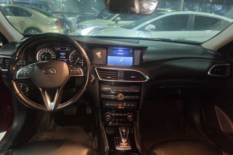 Used Infiniti QX30 2017 1.6T Two-Wheel-Drive Sport Edition