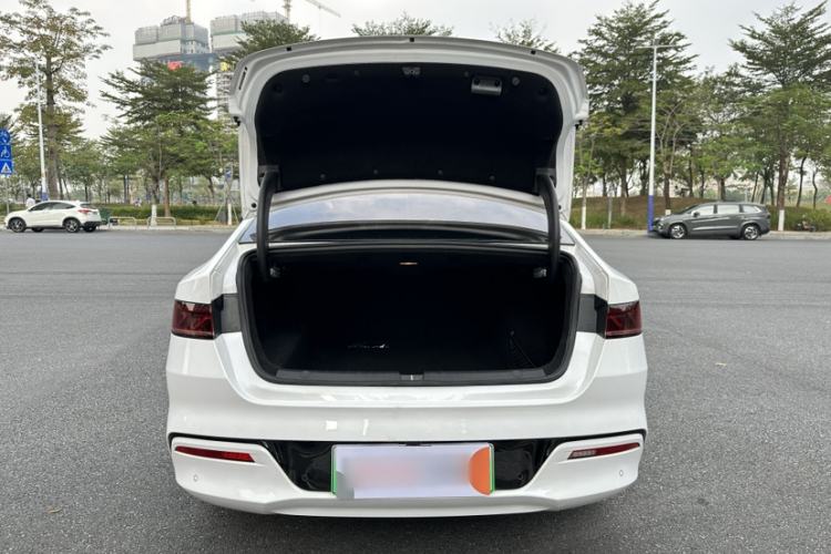 Used BYD Qin PLUS 2021 DM-i 55KM Flagship Model
