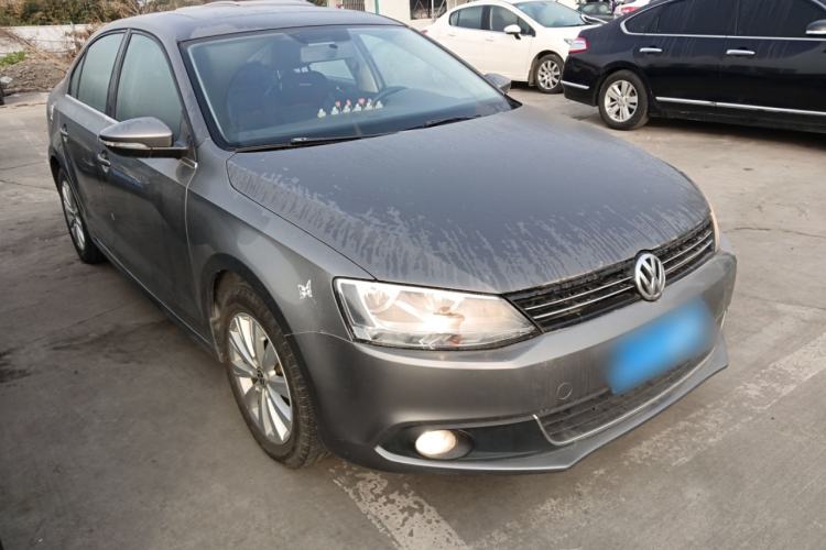 Used Volkswagen Sagitar 2014 1.6L Manual Comfort Model