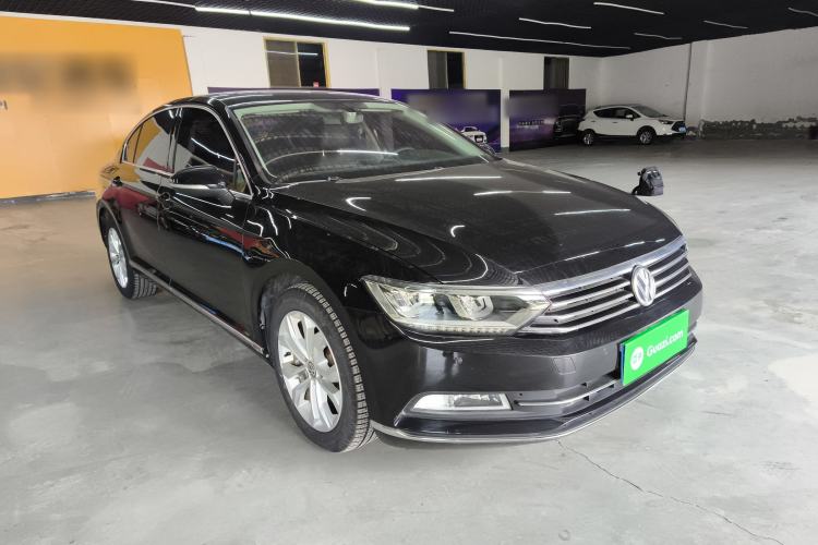 Used Volkswagen Magotan 2018 330TSI DSG Luxury Model
