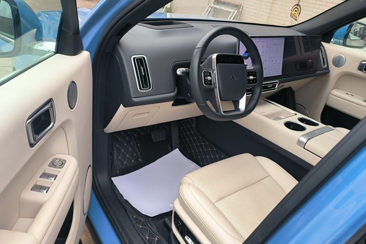 Used Li Auto L7 2023 Max model
