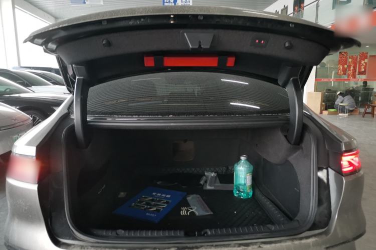 Used BYD Han 2023 EV Champion Edition 715KM Front-Drive Prestige Model
