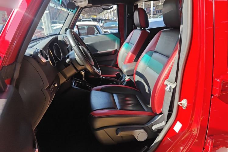 Used  BJ40 2017 40L 2.3T Automatic All-Wheel Drive Ring of the Tower Champion Edition
