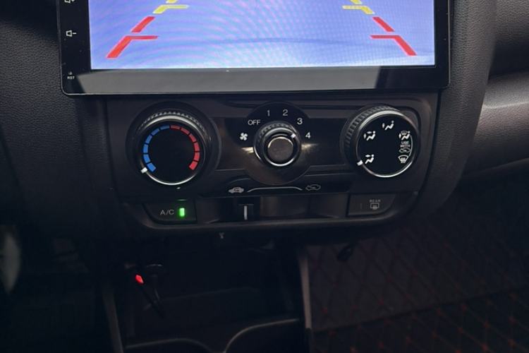 Used Honda Fit 2016 1.5L LXS CVT Comfort Sunroof Version
