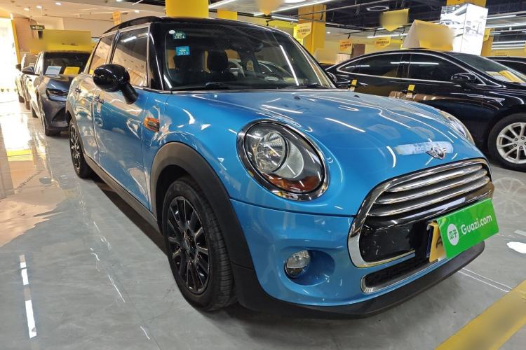 Used  MINI 2015 1.5T COOPER Fun Five-Door Edition

