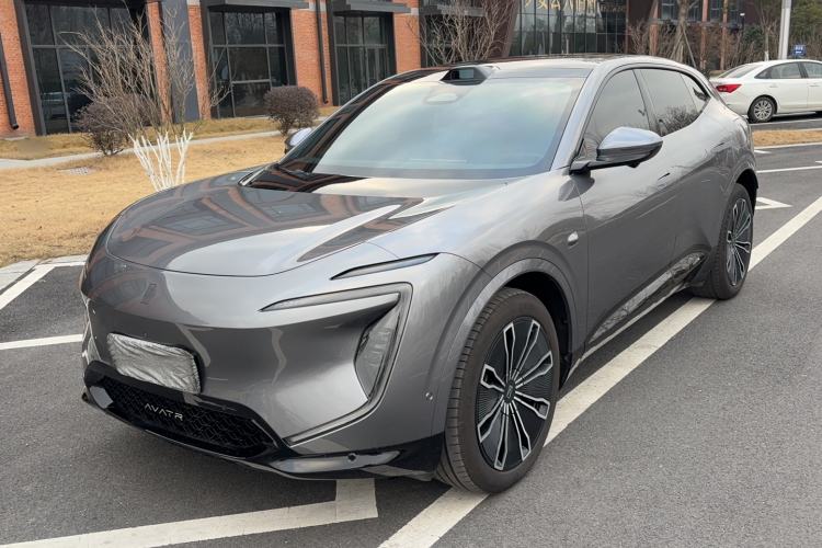 Used  07 2024 Max Extended-Range Edition