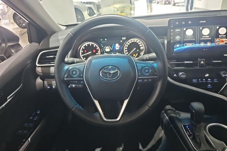 Used Toyota Camry 2021 2.0G Luxury Edition