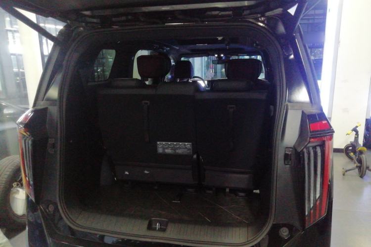 Used GAC Trumpchi M8 2023 Zongshi Series Dual-Motor Flagship Edition