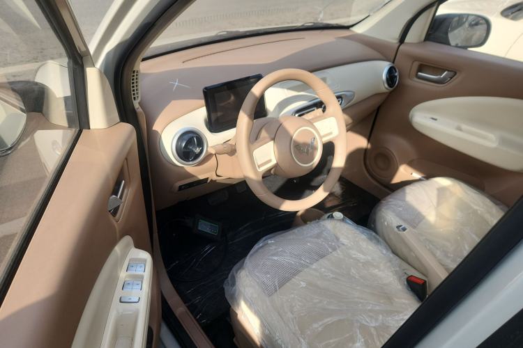 Used Wuling Hongguang MINIEV 2025 Four-Door Version Advanced Edition
