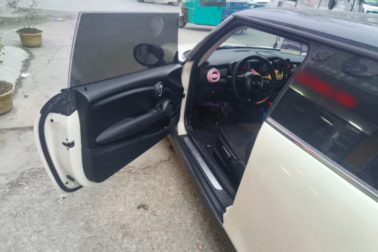 Used MINI MINI 2014 1.5T COOPER Fun
