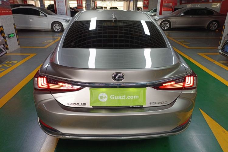 Used Lexus ES 2018 200 Excellence Edition China V Standard
