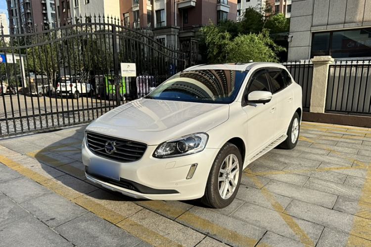 Used Volvo XC60 2017 T5 Smart Upgrade Edition
