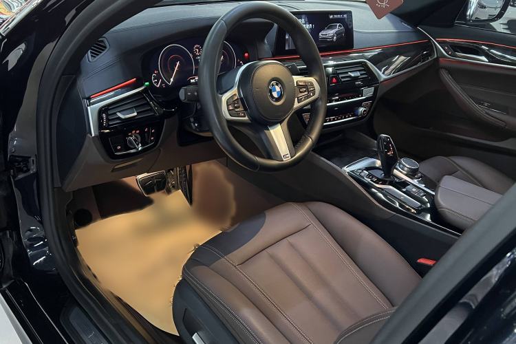 Used BMW 5 Series 2019 Restyled 525Li M Sport Package
