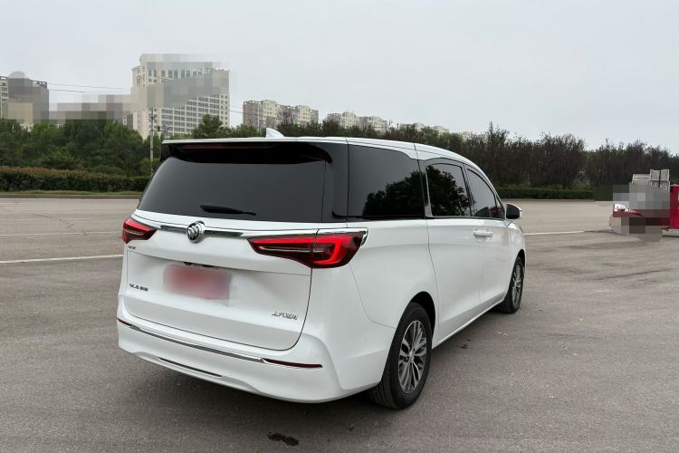 Used Buick GL8 2022 ES Landtrek 653T Luxury Edition
