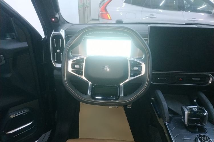 Used Jetour Traveler 2023 2.0T All-Wheel Drive CrossPRO+
