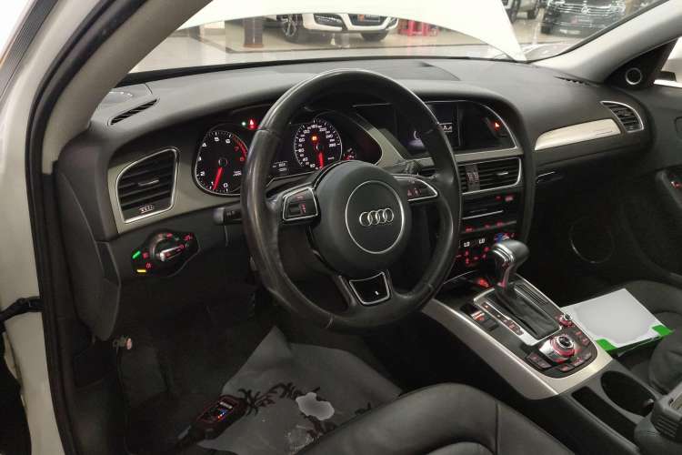 Used Audi A4 2014 40 TFSI allroad quattro plus version
