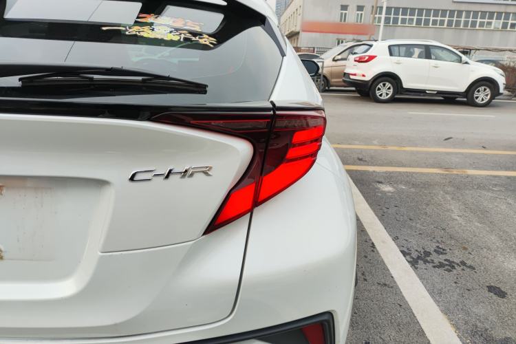 Used Toyota C-HR 2023 2.0L Luxury Edition
