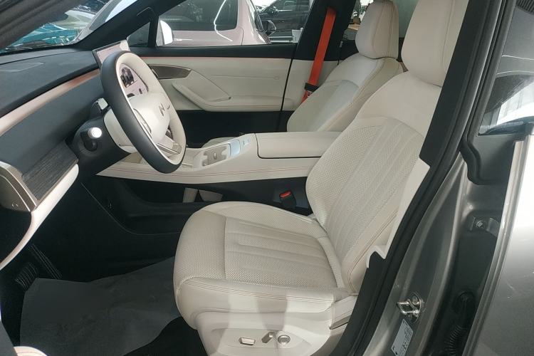 Used ONVO L60 2024 60 kWh Rear-Drive Version