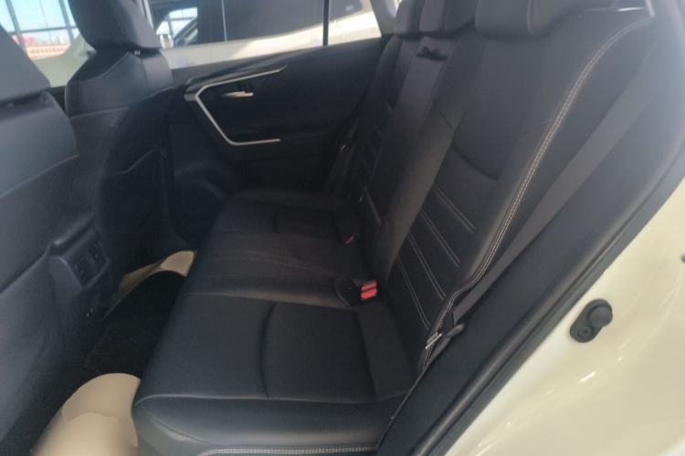 Used Toyota RAV4 2020 Dual-Engine 2.5L E-CVT 4x4 Elite PLUS Edition
