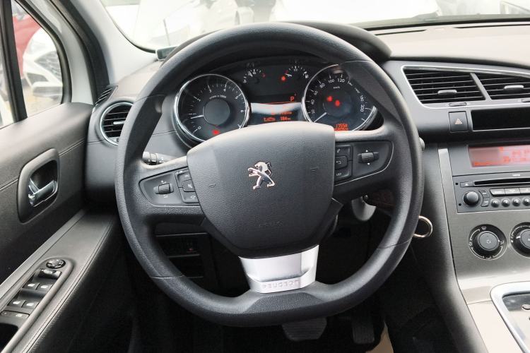 Used Peugeot 3008 2018 2.0L Automatic Classic Edition