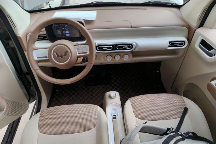 Used Wuling Hongguang MINIEV 2024 3rd Generation 215km Youth Edition