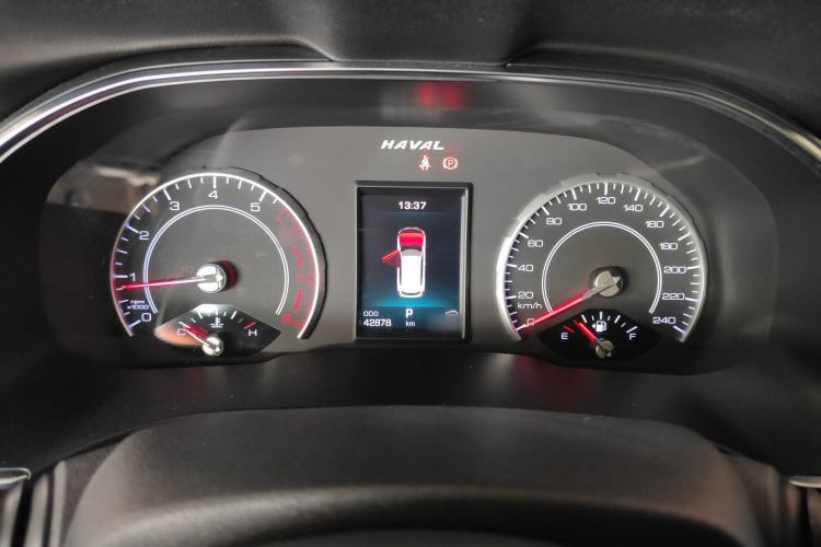 Used Haval H6 2017 Red-Label 1.3T Automatic Two-Wheel Drive ZhiShang Model
