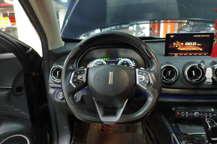 Used Wey VV7 2017 2.0T Ultra-Luxury Version
