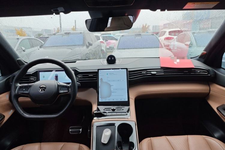 Used Nio ES8 2020 415 km Range 6-Seater Version
