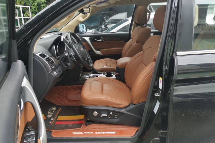 Used Haval H9 2015 2.0T Four-Wheel Drive Luxury 7-Seater
