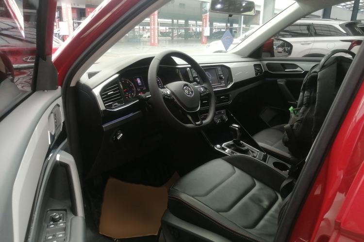 Used Volkswagen Tayron 2019 330TSI Two-Wheel-Drive Luxury Version China V Emission Standard
