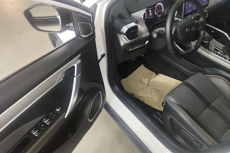 Used Geely Auto Coolray 2023 1.5T DCT Platinum Edition