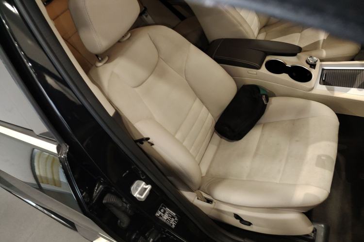 Used Mercedes-Benz GLK-Class 2015 GLK 260 4MATIC Dynamic Edition Ultimate Version