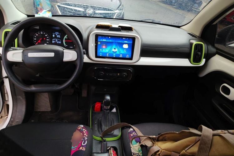 Used Roewe Clever 2021 302 km New Four-Seater Super-Efficient Version
