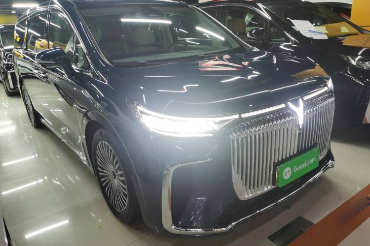 Used VOYAH Dream 2025 PHEV Four-Wheel-Drive Flagship Kunpeng Edition
