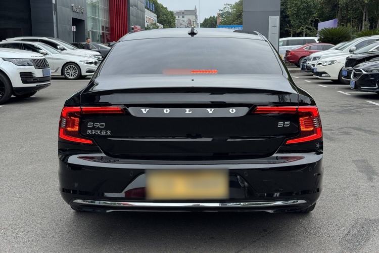 Used Volvo S90 2025 B5 Zhiyuan Luxury Edition
