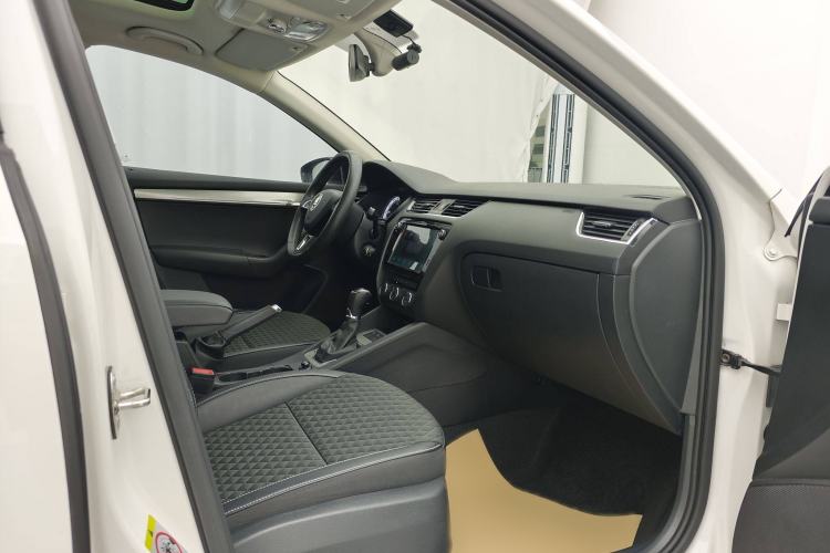 Used Skoda Octavia 2019 TSI280 DSG Luxury Edition
