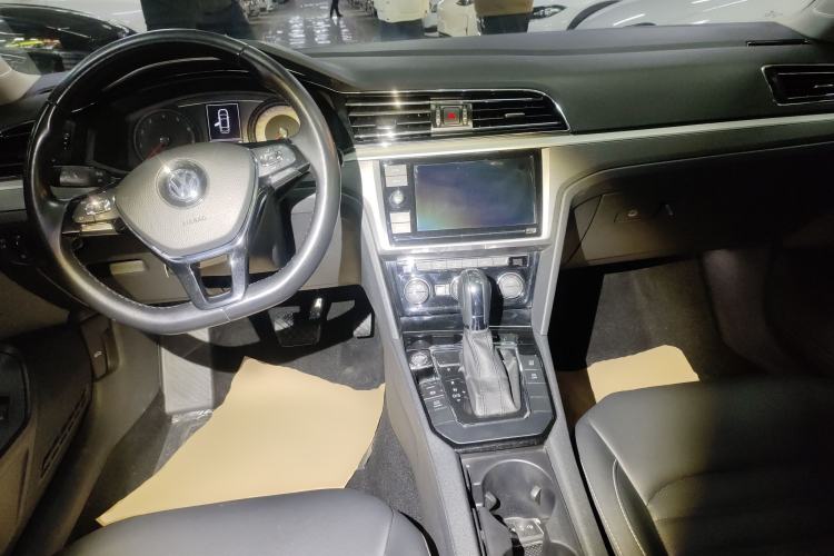 Used Volkswagen Lamando 2019 280TSI DSG Comfort Edition China VI standard
